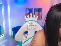Amateur Free Porn Cam of Black_roseee