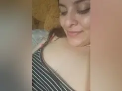 Amateur Private Sex Chat of Avril_xo