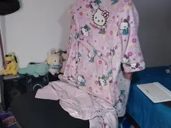 Amateur Free Porn Cam of KimPielCanela