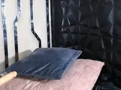 Amateur Sex Cam of PeachrougeH