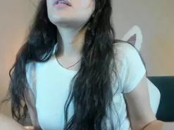 Amateur Adult Webcam of EmilyBuu