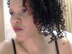 Amateur Free Live Porn of Jazlin_
