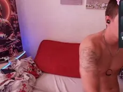 Amateur Adult Webcams of Alex_WandHot