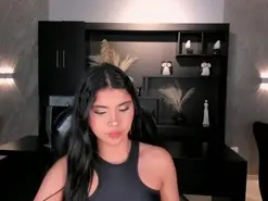 Amateur Private Sex Chat of MiaLaurence