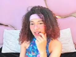 Amateur Live Sex Cam of Zafiroo_69