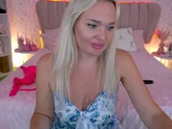 Amateur Adult Webcams of MissyMartinezz