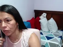 Amateur Sex Cam of Camilavargas_
