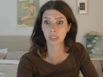 Bongacams Free Live Porn of RoxySkyBlue