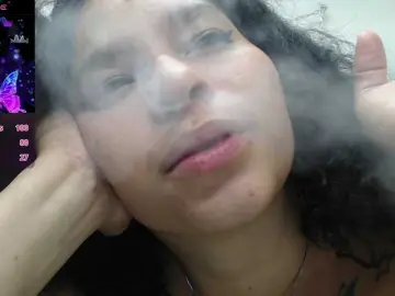 Bongacams Nude Webcam of catalella-latina