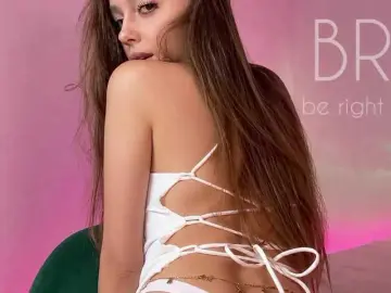 Bongacams Watch Live Sex Cams of MaybeBabeTV