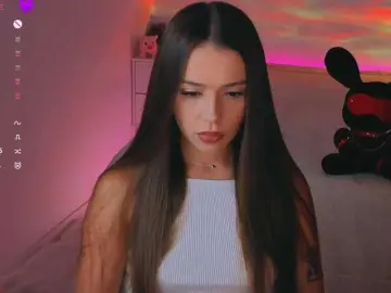 Bongacams Nude Webcam of MaybeBabeTV