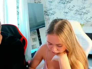 Bongacams Live Sex Cam of LoveAndSex24