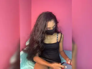 Bongacams Watch Live Sex Cams of Zaraelin