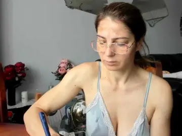 Bongacams Private Sex Chat of AngelNicolle