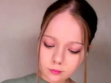 Bongacams Sex Cam of MelMooon