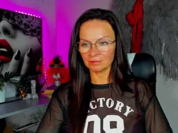 Bongacams Private Sex Chat of HelenSHOW1