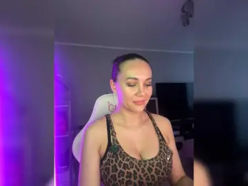 Bongacams Best Webcam of QWEENII