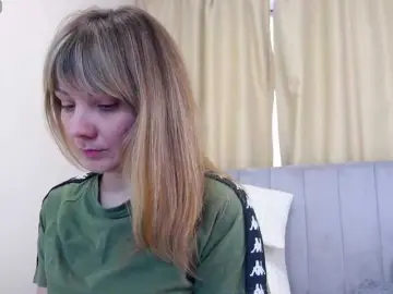 Bongacams Watch Live Sex Cams of LeslieShhh