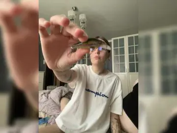 Bongacams Live Sex of shyyyygirls