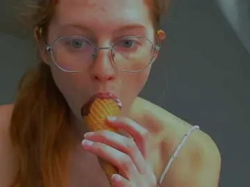 Bongacams Live Sex of FireLuna