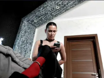 Bongacams Watch Live Sex Cams of LeinYappy