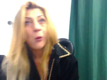 Bongacams Live Porn of FoxyloveXXX