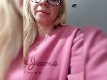 Bongacams Free Porn Cam of LittleSammy