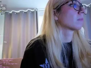 Bongacams Free Live Porn of LittleSammy