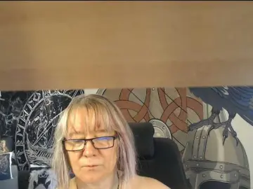 Bongacams Free Porn Cam of 90dTitten