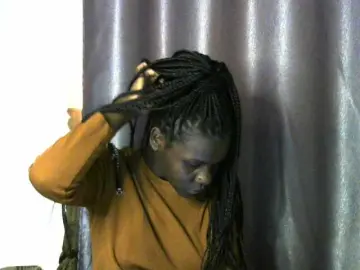 Bongacams Watch Live Sex Cams of Little-queen