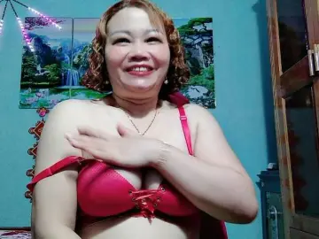 Bongacams Adult Webcam of Linhanhsex2k