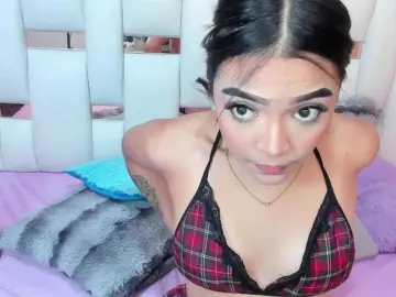 Bongacams Free Porn Cam of NauthyNahomi
