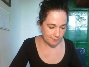 Bongacams Live Sex Cam of ConsciousKitti