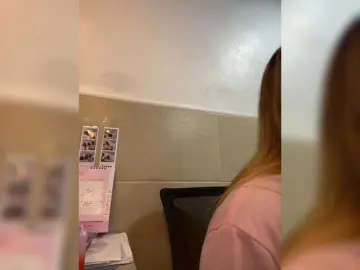Bongacams Nude Webcam of MeganRosse1