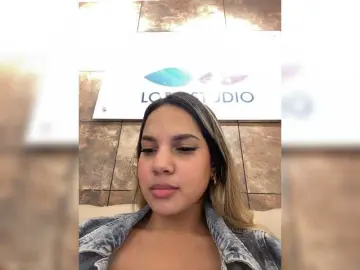 Bongacams Free Porn Cam of MeganRosse1