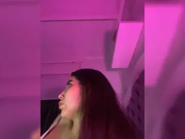 Bongacams Free Live Porn of SallyeLeins