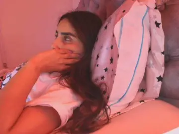 Bongacams Live Porn of SallyeLeins