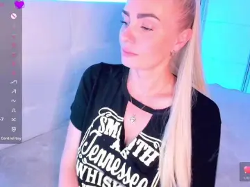 Bongacams Watch Live Sex Cams of Dashulakiss1