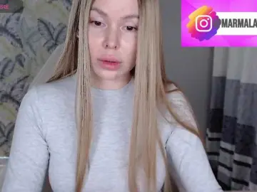 Bongacams Adult Webcams of Foxymoxy19