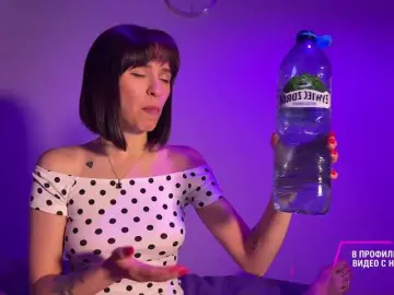 Bongacams Free Live Porn of MichelleNiks