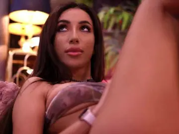 Bongacams Sex Chat of RamiraRowa
