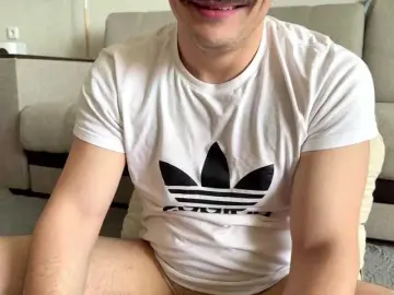 Bongacams Watch Live Sex Cams of k1tty-cute