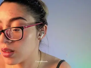 Bongacams Live Porn of Charlotte-glasses