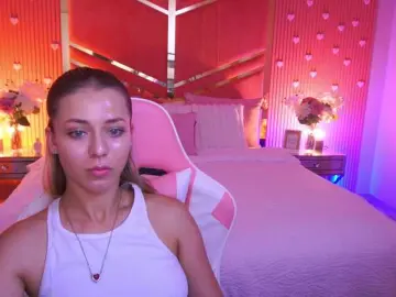 Bongacams Sex Cam of LoveeDove