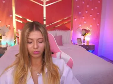 Bongacams Adult Video Chat of LoveeDove