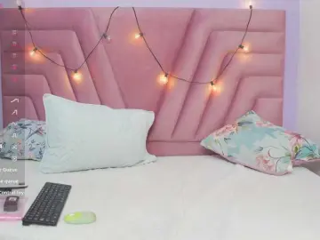Bongacams Best live sex cam show of horny18girl
