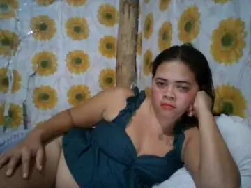 Bongacams Watch Live Sex Cams of Luna213