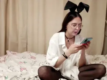Bongacams Free Live Porn of AngelCharm