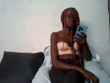 Bongacams Adult Video Chat of LunaAdut