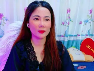 Bongacams Nude Webcam of Queendy
